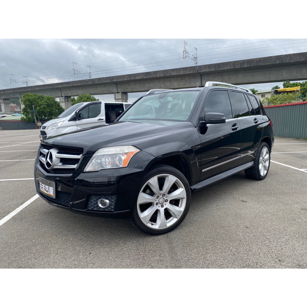 正2009年出廠 X204型 M-Benz GLK-Class GLK350 汽油 3.5 尊貴黑