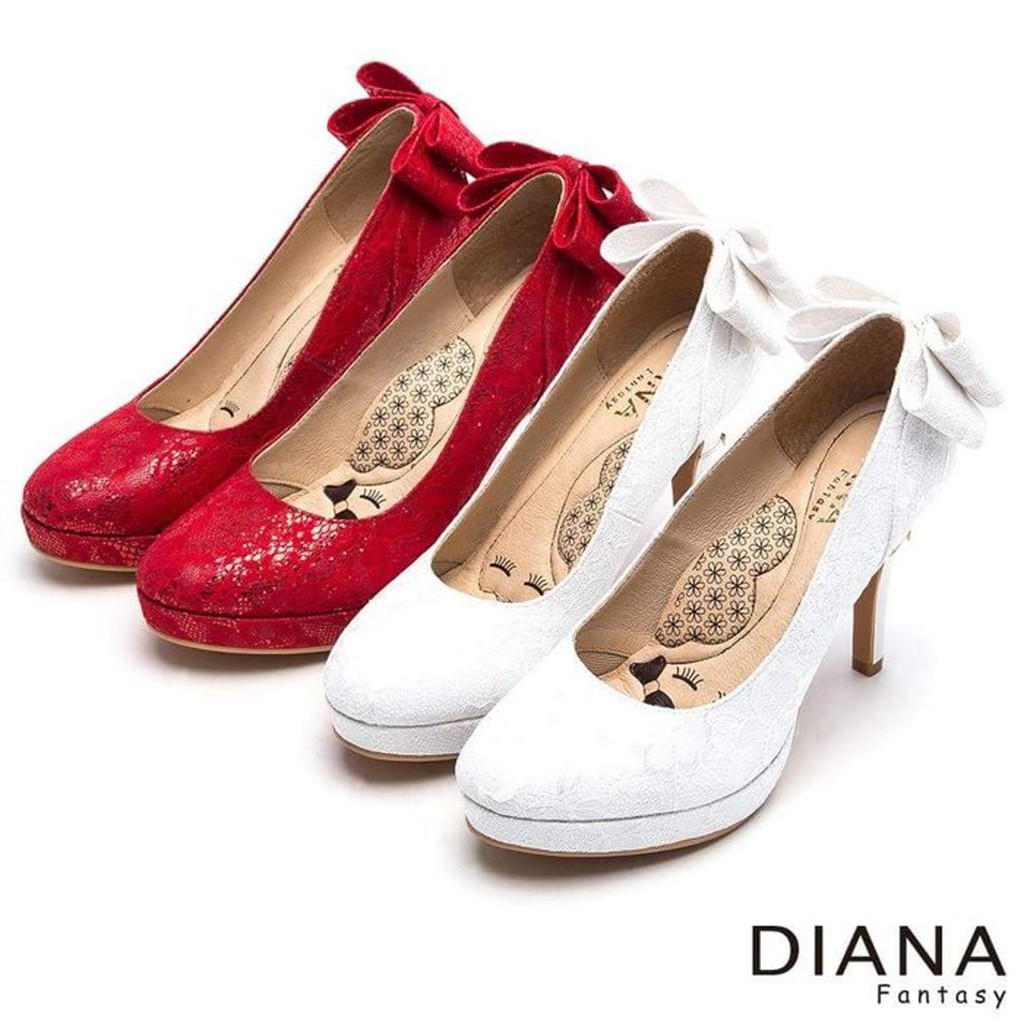 大小姐衣櫃 二手轉售 Diana專櫃 超厚切白色蕾絲蝴蝶婚宴晚宴高根鞋 23.5號 10公分