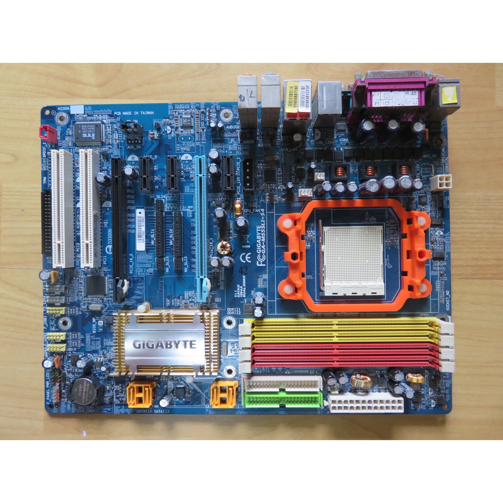 AM2/S940主機板-技嘉GA-M55SLI-S4 Athlon 64 FX 雙通道/雙核nForce4 直購價300
