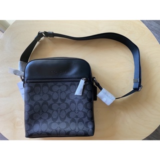 💫Leandy美國Outlet代購✈️【COACH】側揹包 肩背 斜背 男用 飛行包 郵差包 商務款 真皮