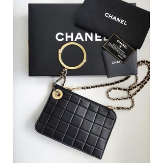 Chanel 黑色羊皮方格手拿包