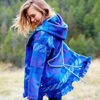ROXY: SANTA KATALINA 羊毛披肩式大衣 原價5480元