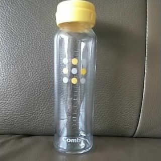 二手Combi玻璃奶瓶200ml