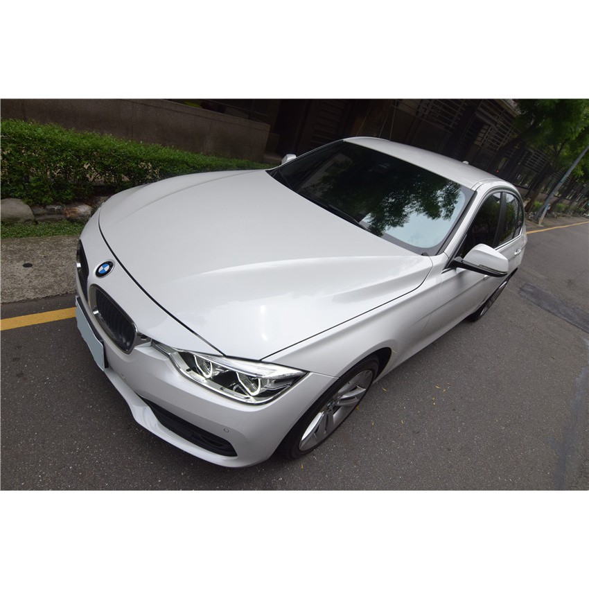 17 Bmw 318i 1 5l 知名網紅 中古車達人兩千的店fb搜尋 藤原皓嚴選中古車 在地深耕30年 蝦皮購物