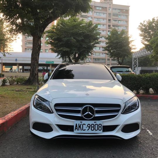 w205 c300 無重大事故 車況正常 自售車 可協助貸款