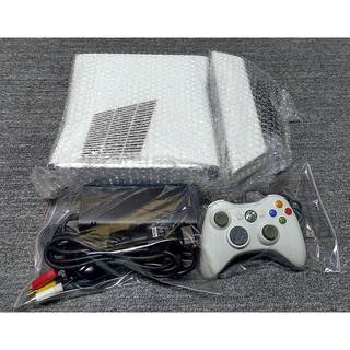 台灣現貨【無盒】Xbox 360 Slim 4G內建容量 (白色亮面) + Kinect (體感) 贈1片體感遊戲