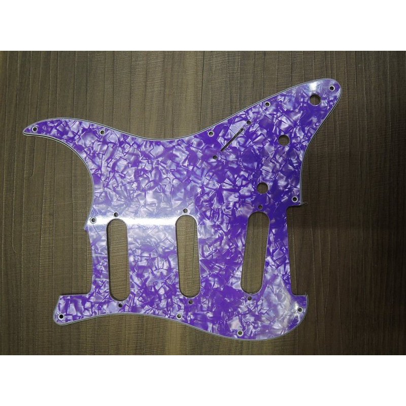 Fender Stratocaster 美廠專用 電吉他護板 (單單單11孔) 珍珠紫