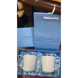 英國WEDGWOOD浮雕骨瓷馬克杯禮盒