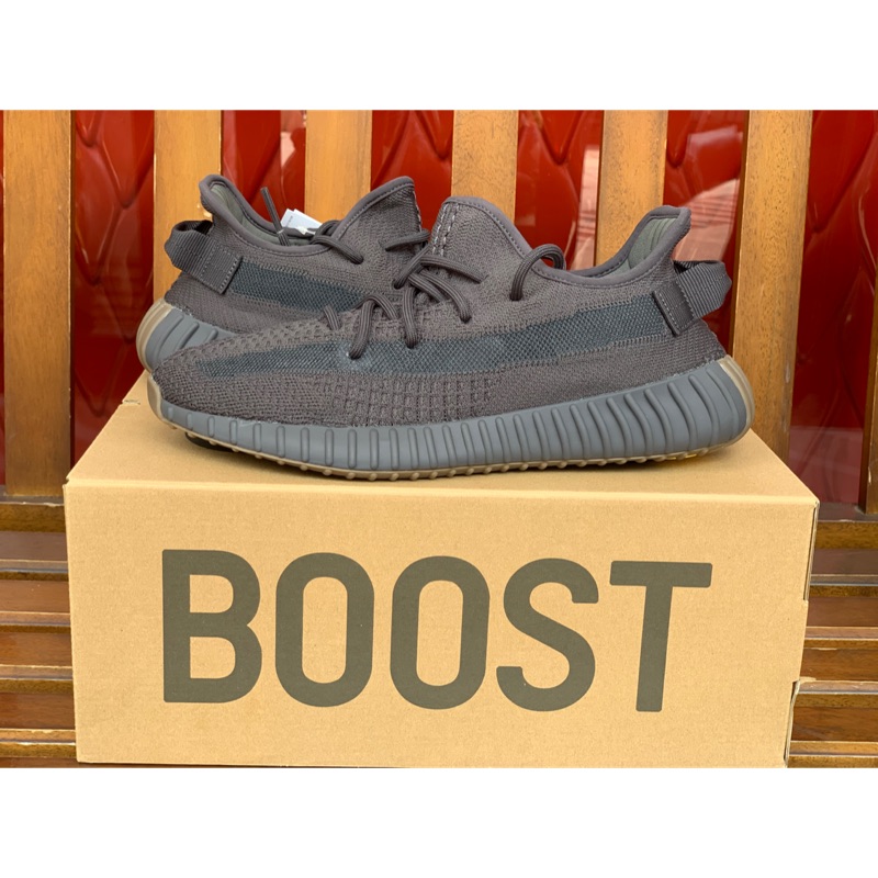 Original Sepatu Adidas Yeezy Boost 350 v3 Pria Wanita.