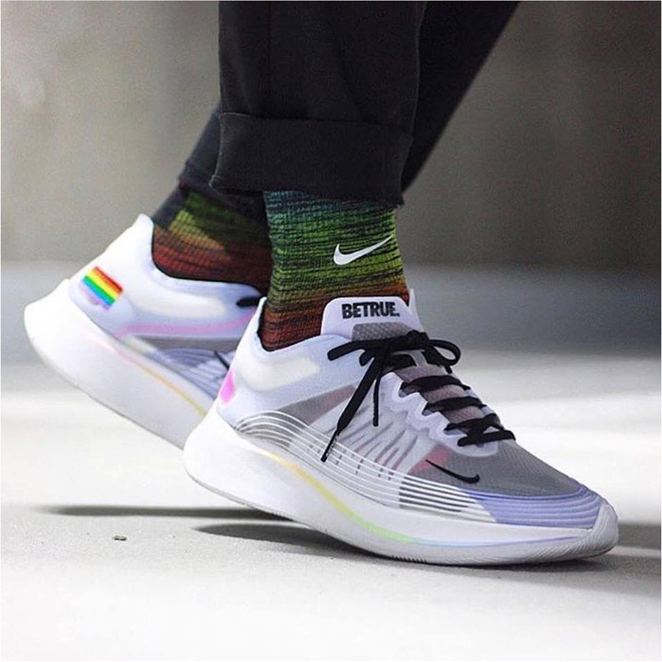 nike zoom fly betrue