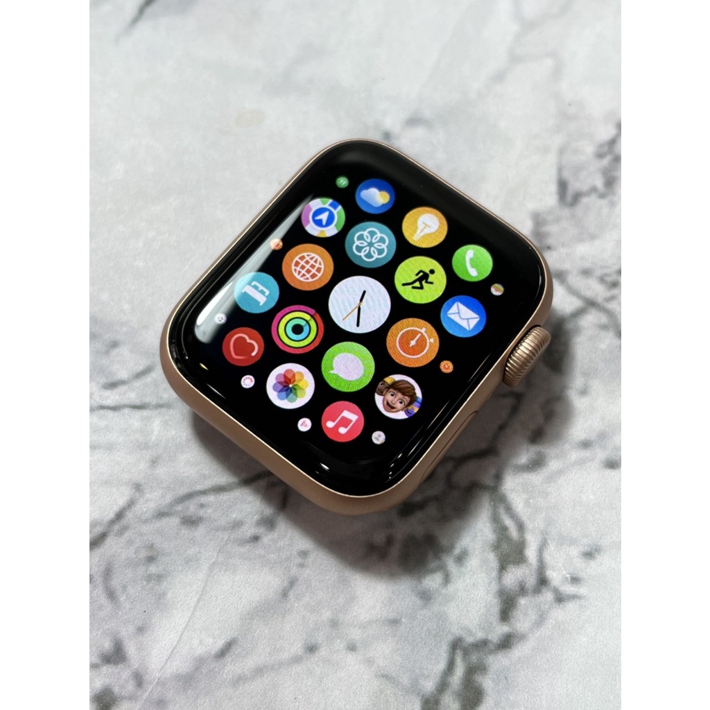APPLE WATCH SE 40MM GPS版A2351 金鋁框#二手手錶#新興店1Q07T | 蝦皮購物 APPLE WATCH SE 40MM GPS版A2351 金鋁框#二手手錶#新興店1Q07T | 蝦皮購物