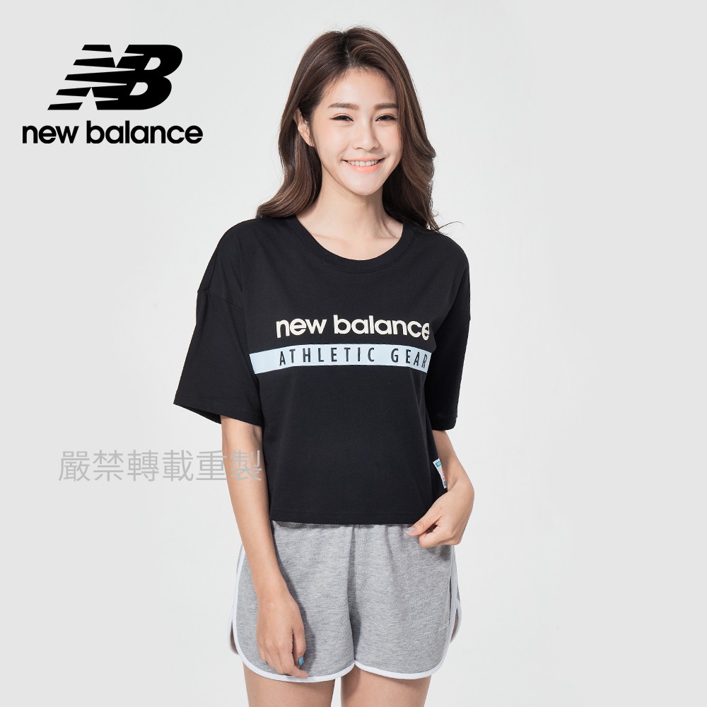 【New Balance】 NB 品牌短版短袖T_女性_黑色_AWT11508BK