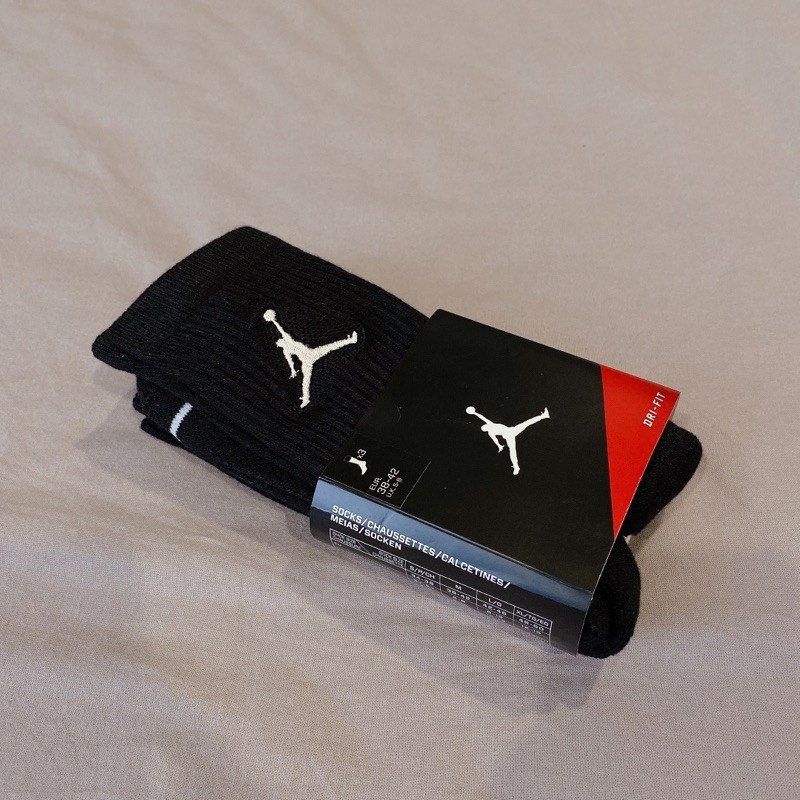 全新Nike Jordan中長襪  兩入 黑色 EUR 38-42