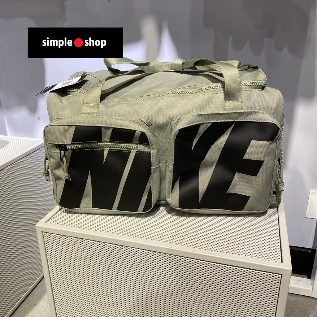 【Simple Shop】NIKE UTILITY 工裝 行李袋 運動側背包 手提袋 健身包 軍綠 CZ1366-320