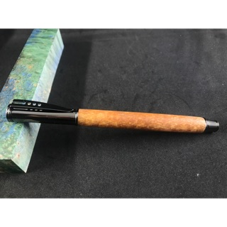 血龍木鋼珠筆（黑色筆芯）