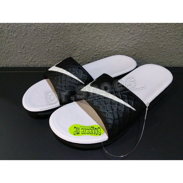 【Dr.Shoes 】705475-010 Nike Wmns Benassi Solarsft 女鞋 白黑 運動拖鞋