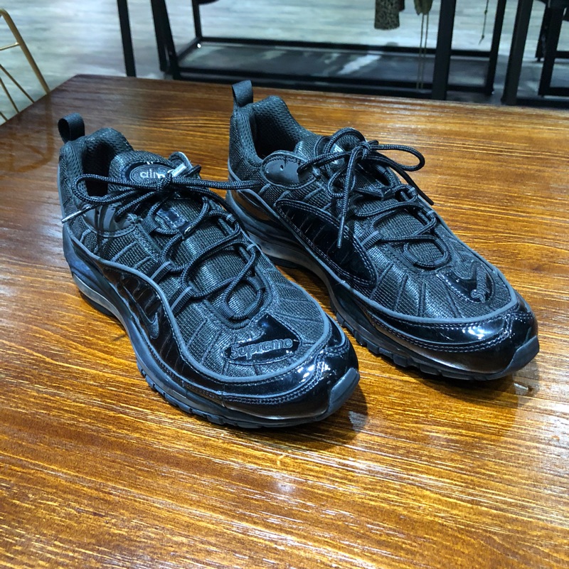 Supreme x Nike Air Max 98 黑色運動鞋 US10號(無鞋盒)