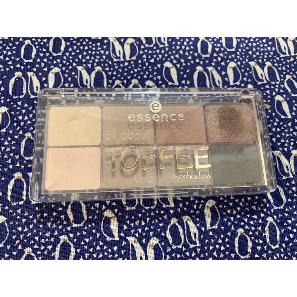 二手 Essence All About Eyeshadow TOFFEE 眼影盤