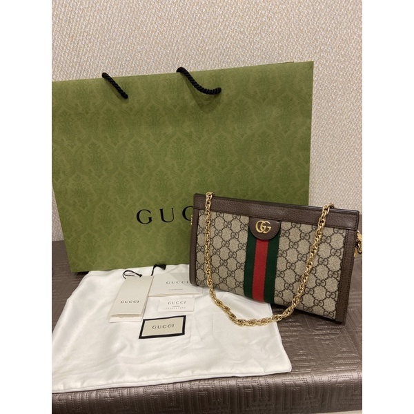 GUCCI磁吸扣式粗金鍊條斜背肩背包降價最低