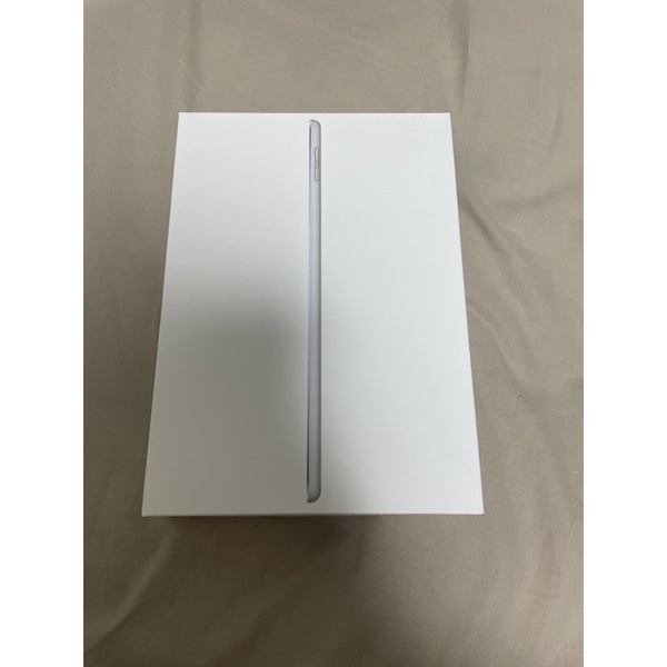 ［二手］iPad 5 銀色32GB Wi-Fi（附UAG殼）