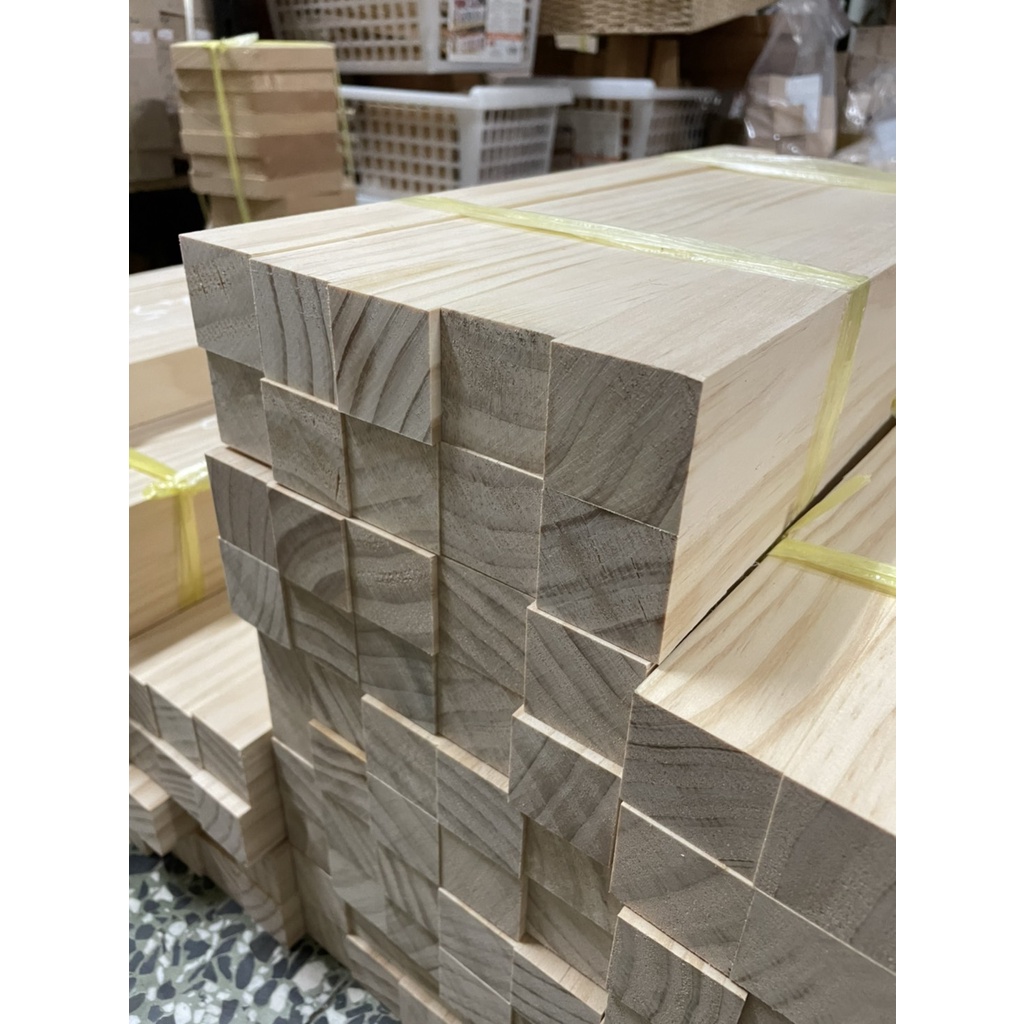 《高豐木業》紐松正方形角料3.5x3.5cm 松木角料 四面刨光實木 木作 教具，台南木材專賣店