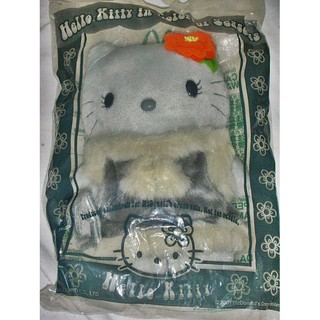 aaL皮1商旋(企業寶寶玩偶娃娃)全新未拆封2001年麥當勞發行Hello Kitty凱蒂貓-冬季絨布娃娃距今已有18年