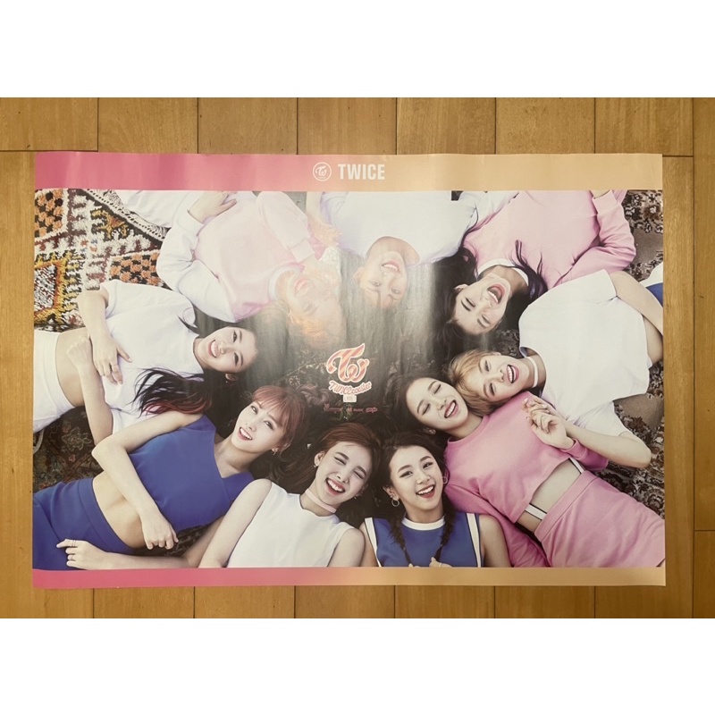 Twice官方海報的價格推薦 22年10月 比價比個夠biggo
