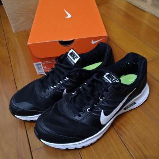 NIKE AIR RELENTLESS 5 MSL,US9(EUR42.5,UK8,27CM)9成新,購自歐洲。誠可小議