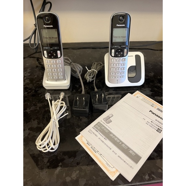 Panasonic數位式無線電話，雙子機，型號KX-TGC212TWS