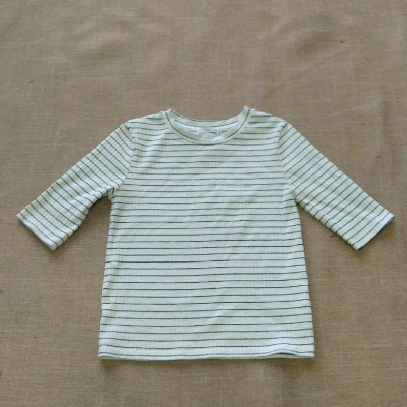 《LOWRYS FARM》日本品牌 日本購入 日系 白色 素色 條紋 設計 針織 緊身 半長袖 五分袖 上衣 衣服