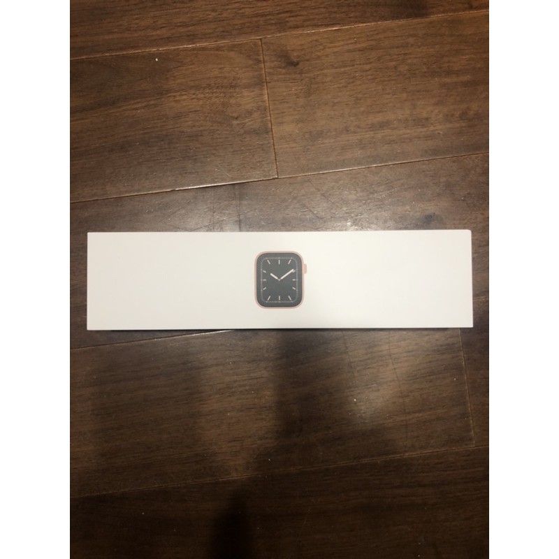 二手Apple watch series 5 40mm GPS 玫瑰金