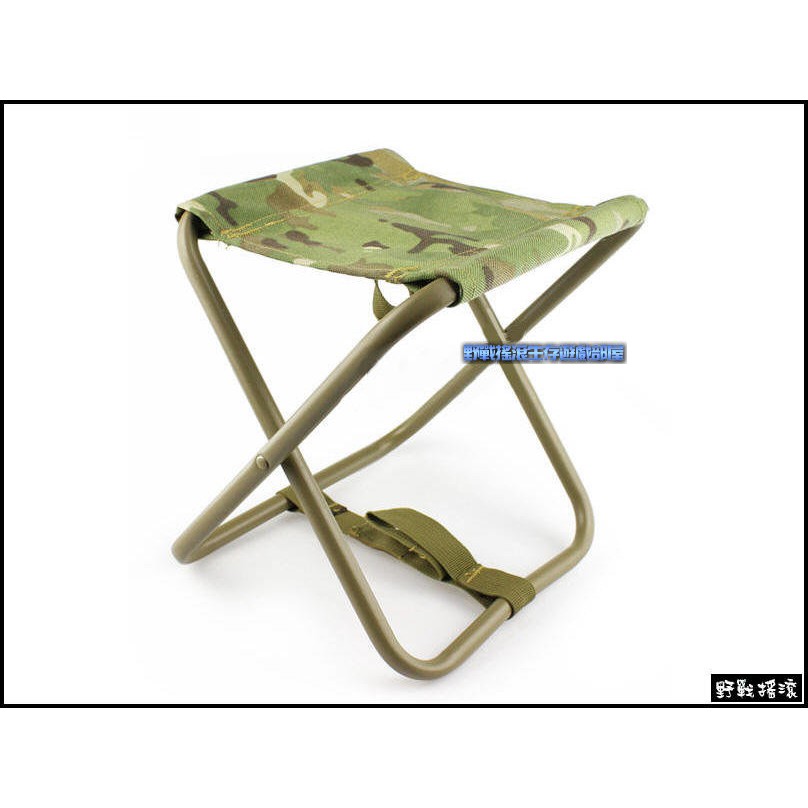 【野戰搖滾-生存遊戲】多功能戶外迷彩折疊椅【MultiCam】多地形迷彩板凳包、折凳背包、摺疊凳、露營椅子、野營登山戶外