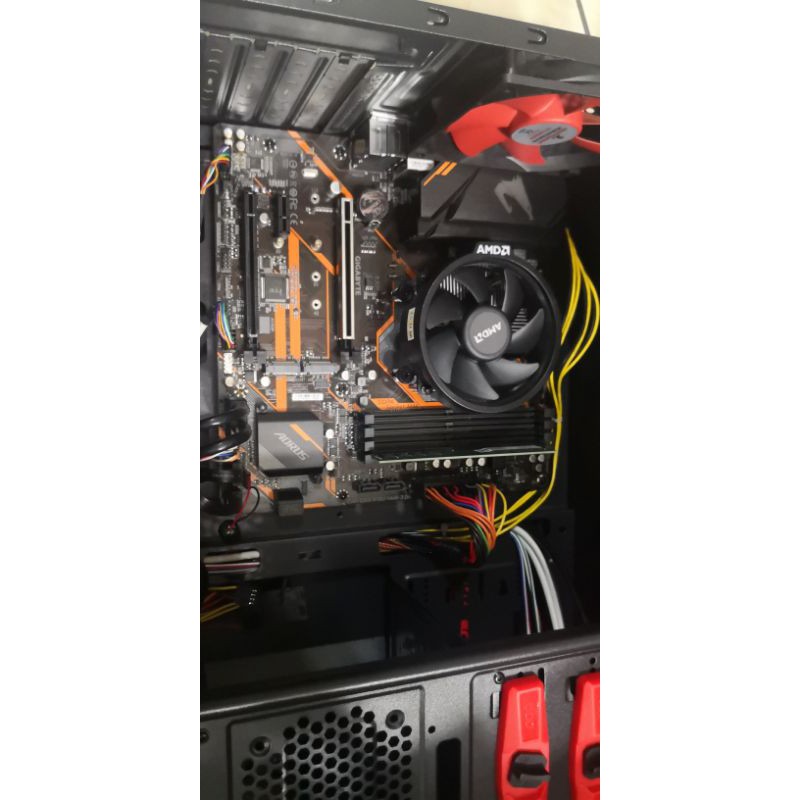 原價屋保固AMD Ryzen 3 R3-3200G+GIGABYTE技嘉 B450M AORUS ELITE M-ATX