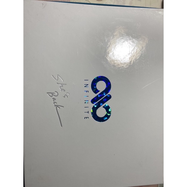 INFINITE she's back 7人サイン入り［CD+DVD+写真集］ INFINITE she's back 7人サイン入り［CD+DVD+写真集］ - メルカリ
