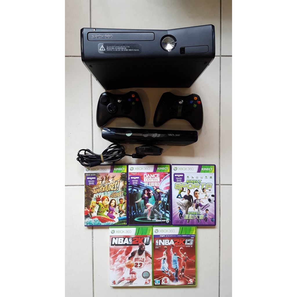 Xbox360 黑色+遊戲片+2支手把+全套