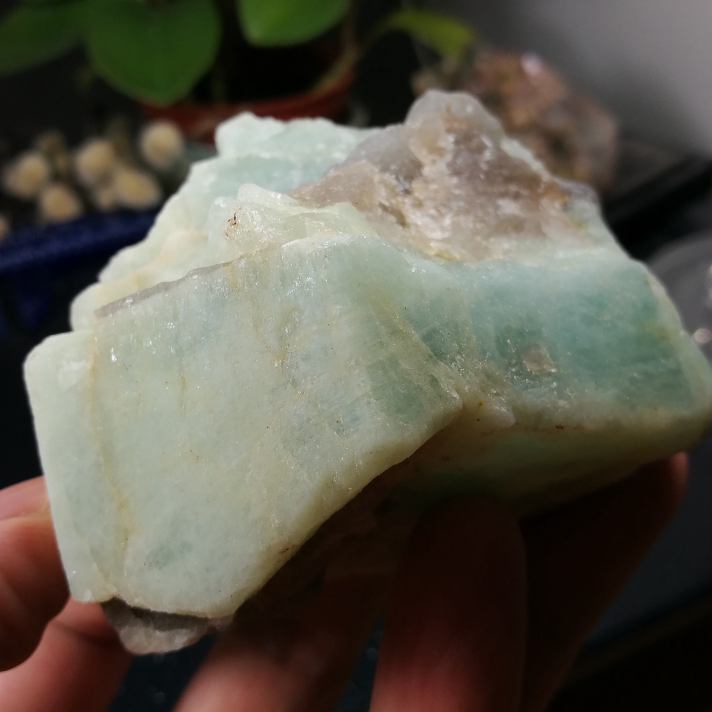 [友克鑫礦業]bc47約重254.2g-海水藍寶 原礦 Aquamarine 海藍寶 晶礦 共生雲母 原石 綠柱石