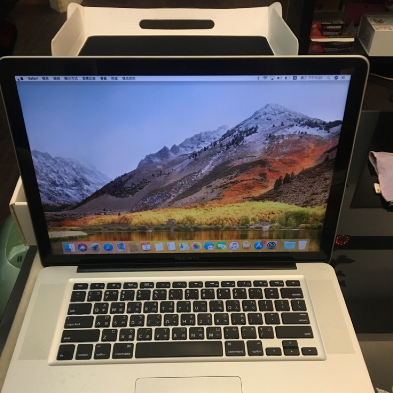 MacBook Pro 15吋 型號：a1286 2011年出廠 i7 2.4Ghz