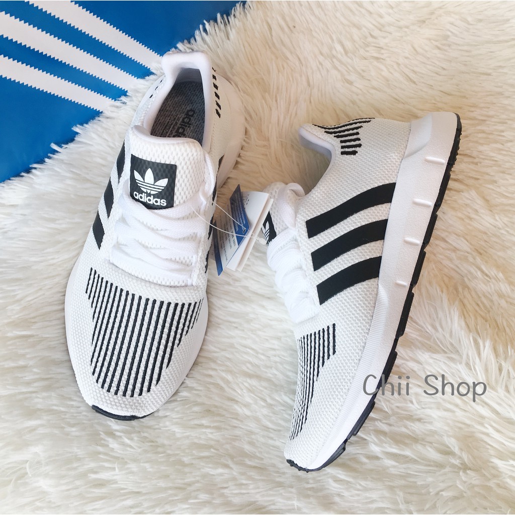 【CHII】adidas Swift Run 黑白 白色 黑線 線條 刺繡 編織 襪套 CQ2116