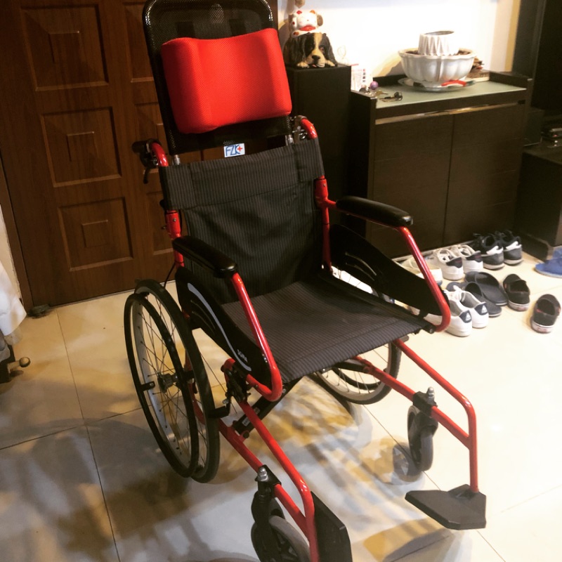 FZK+富士康輪椅 機械式輪椅 手動輪椅 外出輪椅 居家輪椅 贈輪椅頭靠組