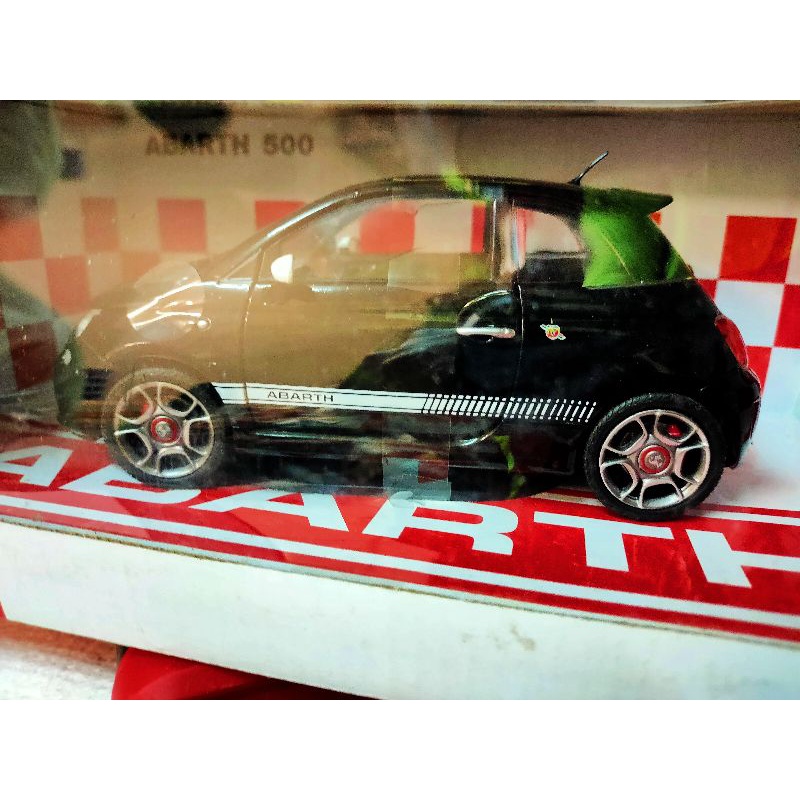 {絕版倉庫 }1：24 fiat500 Abarth 超稀有特別版只有一台!!!!!