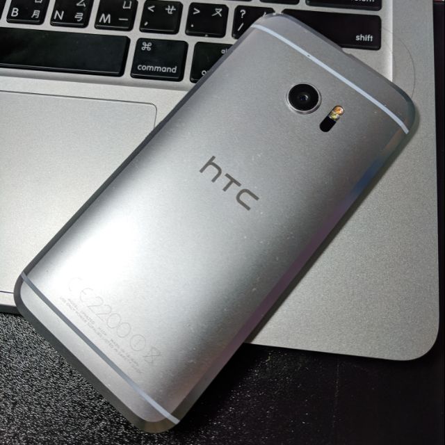 Htc m10  換過電池 金屬前旗艦機 s820 4g/32G