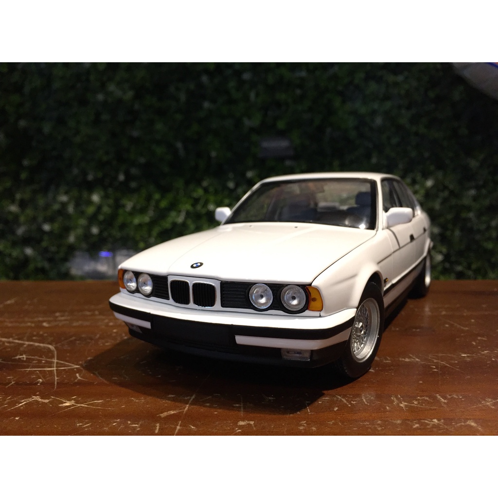 1/18 Minichamps BMW 535i (E34) 1988 White 113024004【MGM】