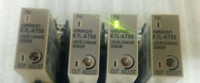 🌞二手現貨保固 OMRON 歐姆龍 K7L-AT50 漏液檢知器 DC12-24V 繼電器 P2RF-08-E 底座