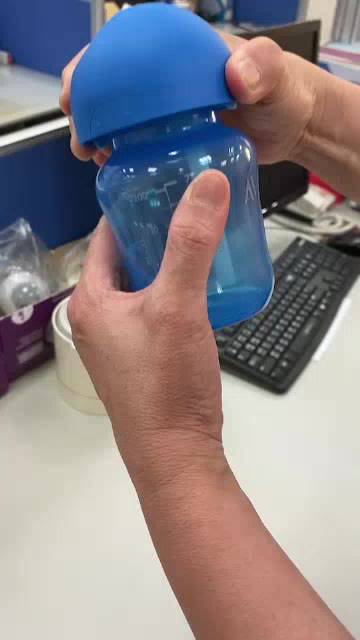Philips Avent 官方正品吸管水杯，9-12個月以上寶寶適用，專業的訓練設計，讓寶寶充滿自信地學習獨立吸吮