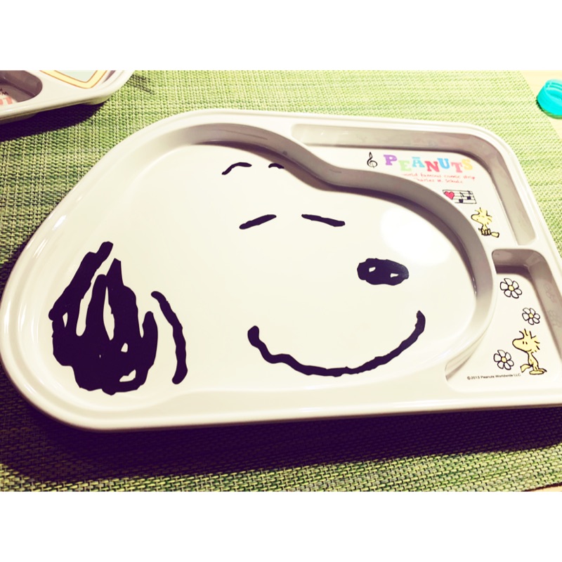 現貨✨ 日本🇯🇵 兒童餐盤 Snoopy大容量 摔不破