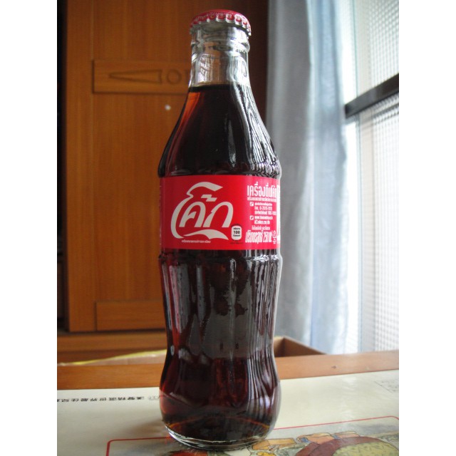 泰國可口可樂250ML紙標文字瓶
