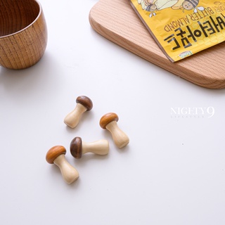 (售完不補)𝐍𝐢𝐠𝐡𝐭𝐲𝟗｜日系zakka蘑菇筷架可愛創意木質筷託蘑菇造型木頭工藝餐桌擺件/台灣現貨/