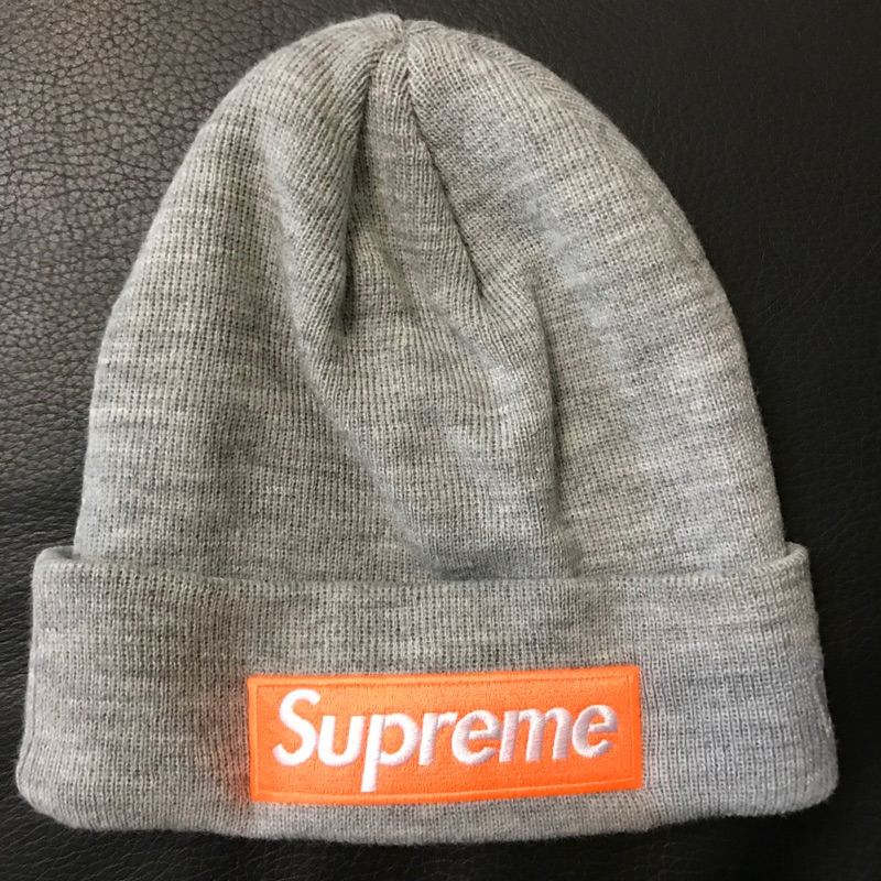 Supreme 2017 box logo 毛帽 灰 二手美品 99%新 只試戴過 買來沒在戴 原價出售
