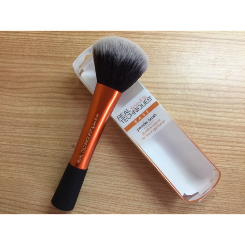 real techniques powder brush