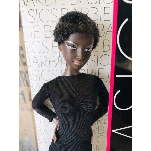 【 Barbie 】收藏型芭比—（已保留）Barbie Basics 經典小黑裙系列 限量芭比 編號（3）號